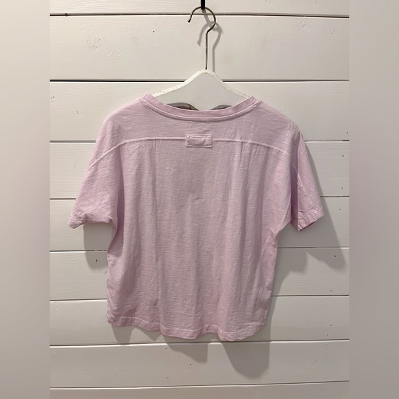 Livom cropped T-shirt – Size XS🩷 - Picture 6 of 6